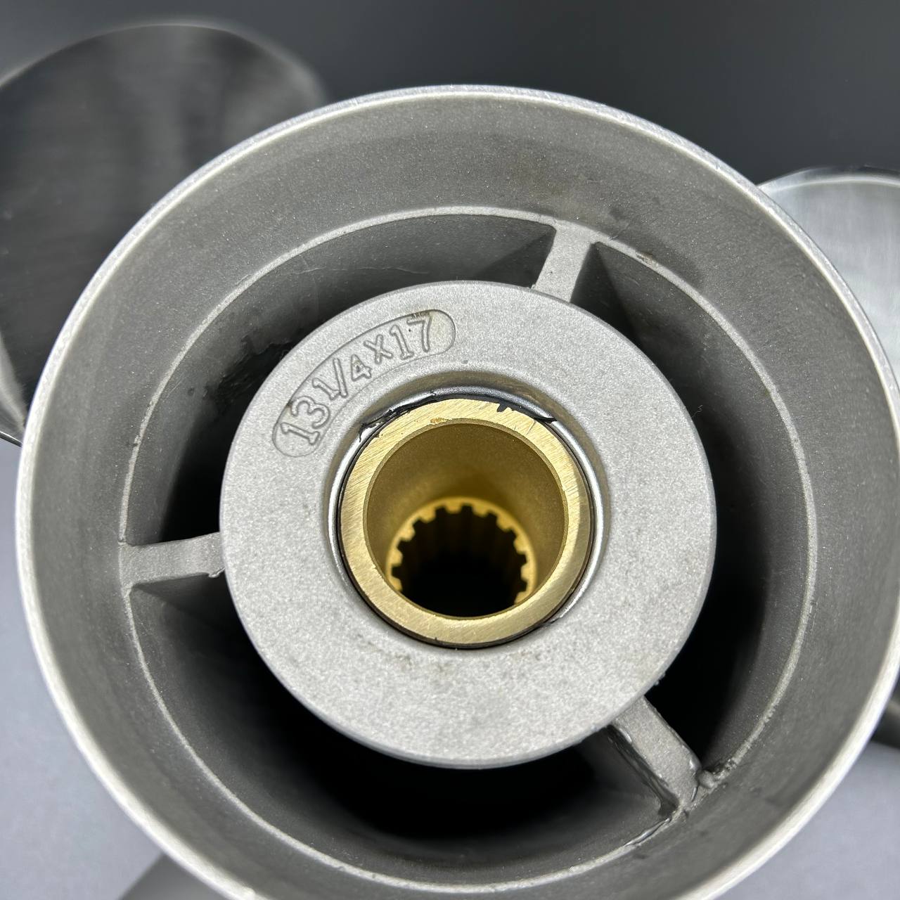 картинка Гребной винт Yamaha 60-140, F70-F115 (3x13-1/4x17) (Сталь)