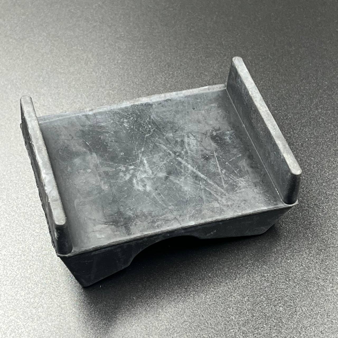 картинка Демпфер лыжи снегохода Polaris (5521094) (SINERA)