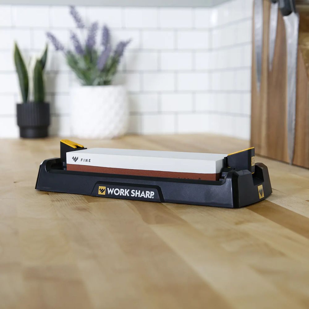 картинка Точилка ручная Work Sharp Benchtop whetstone SHARPENER, WSBCHWHT-I