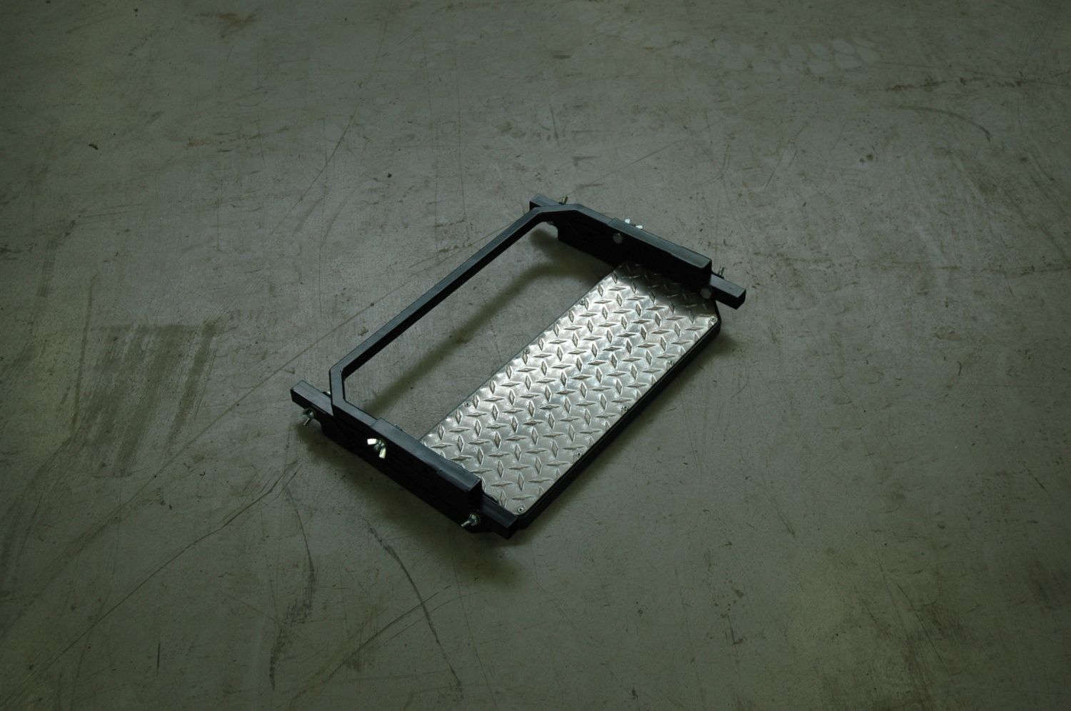 картинка Подножка на колесо