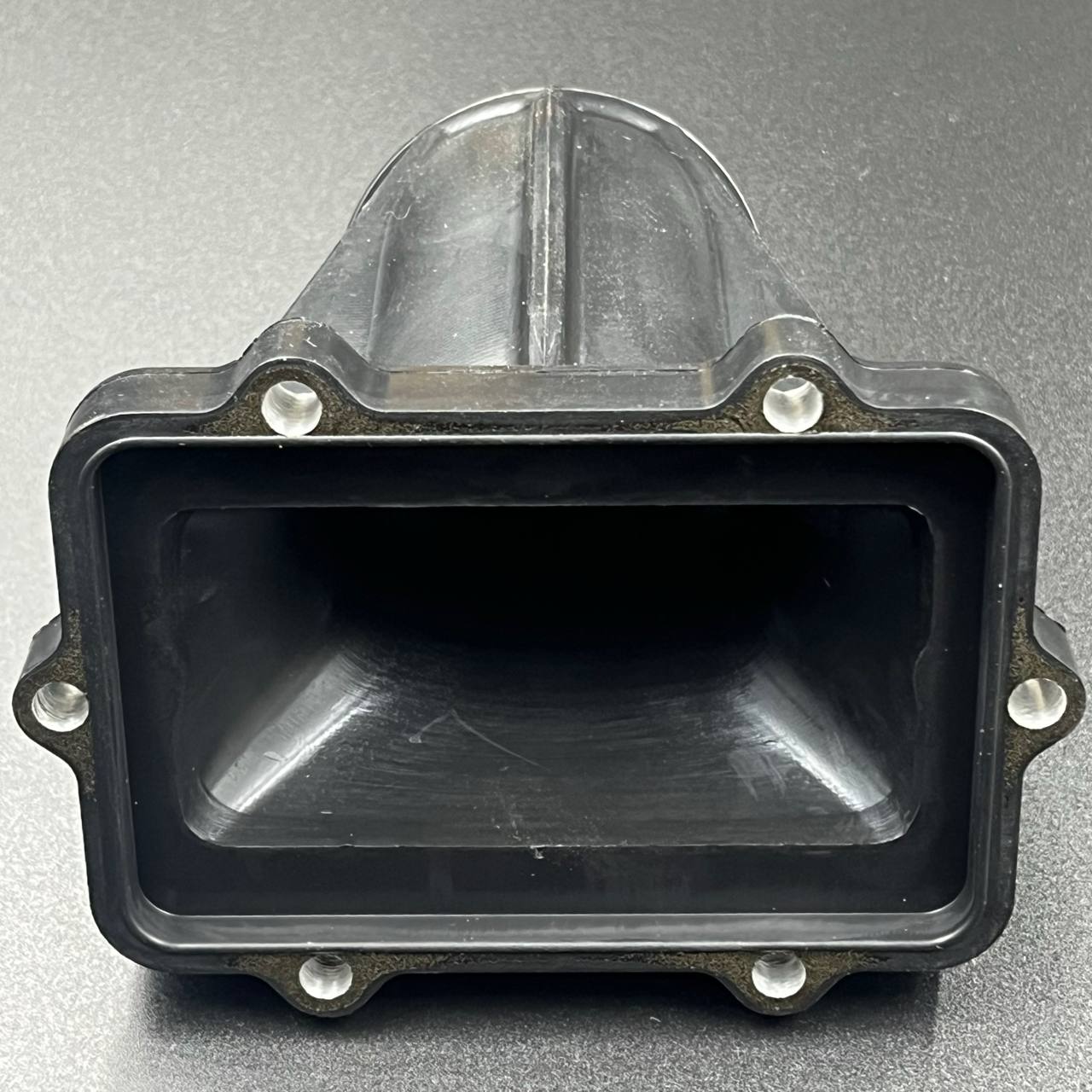 картинка Впускной патрубок карбюратора Ski Doo (420667470) (SINERA)