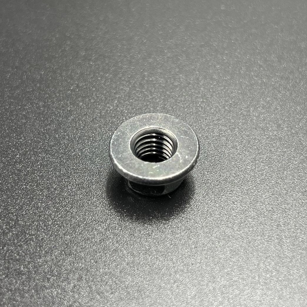 картинка Гайка задней подвески Yamaha VK540 (Yamaha)