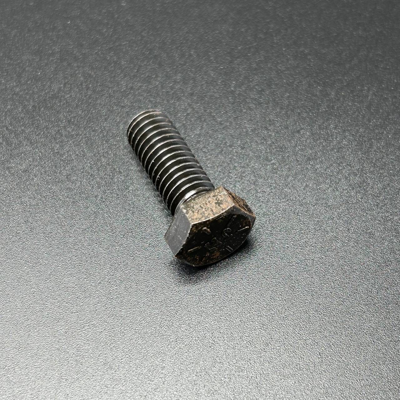 Болт стальной диам. 10 мм SCREW (Quicksilver)