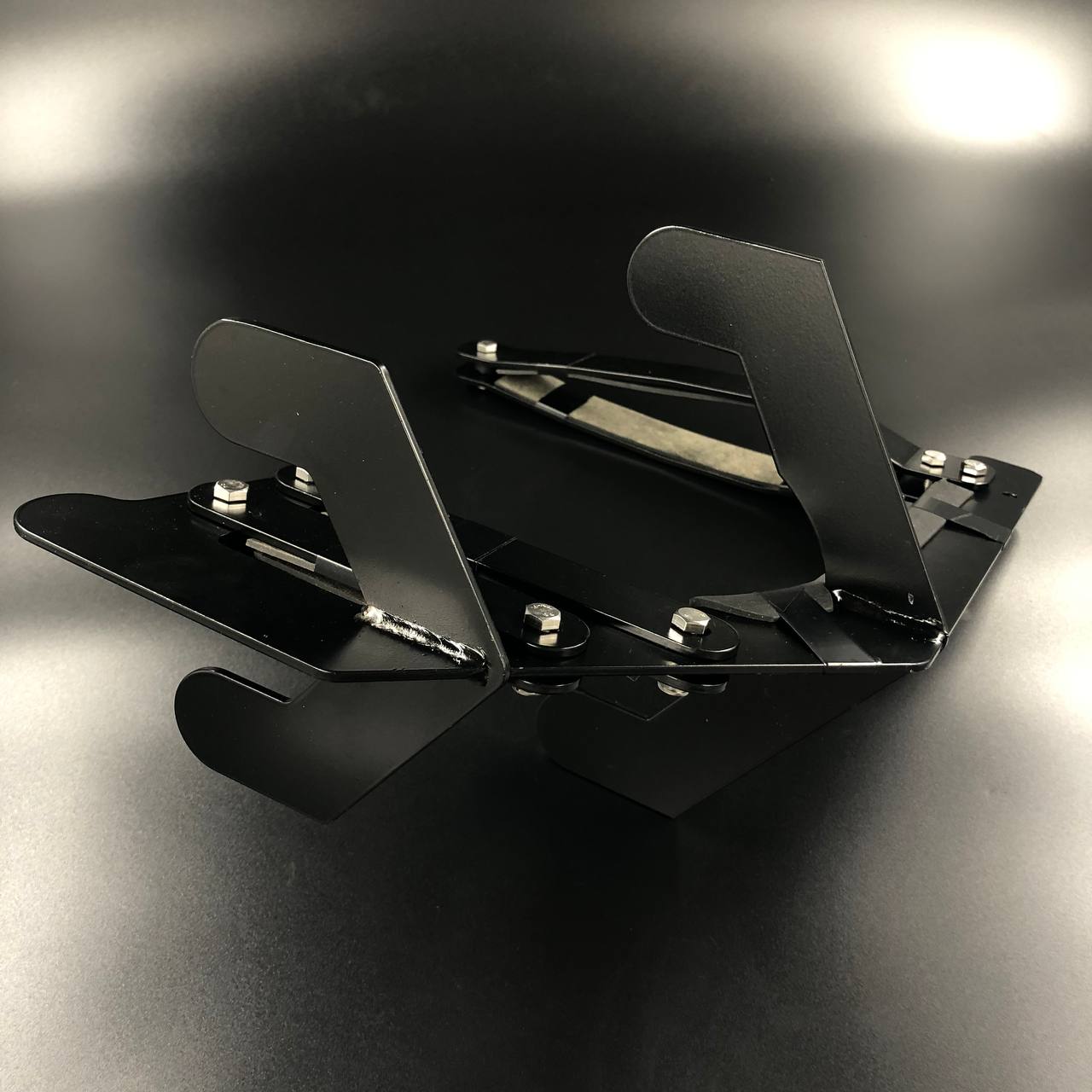 картинка Защита редуктора Suzuki DT9.9-15, DF8-20A (Усиленная, черная)