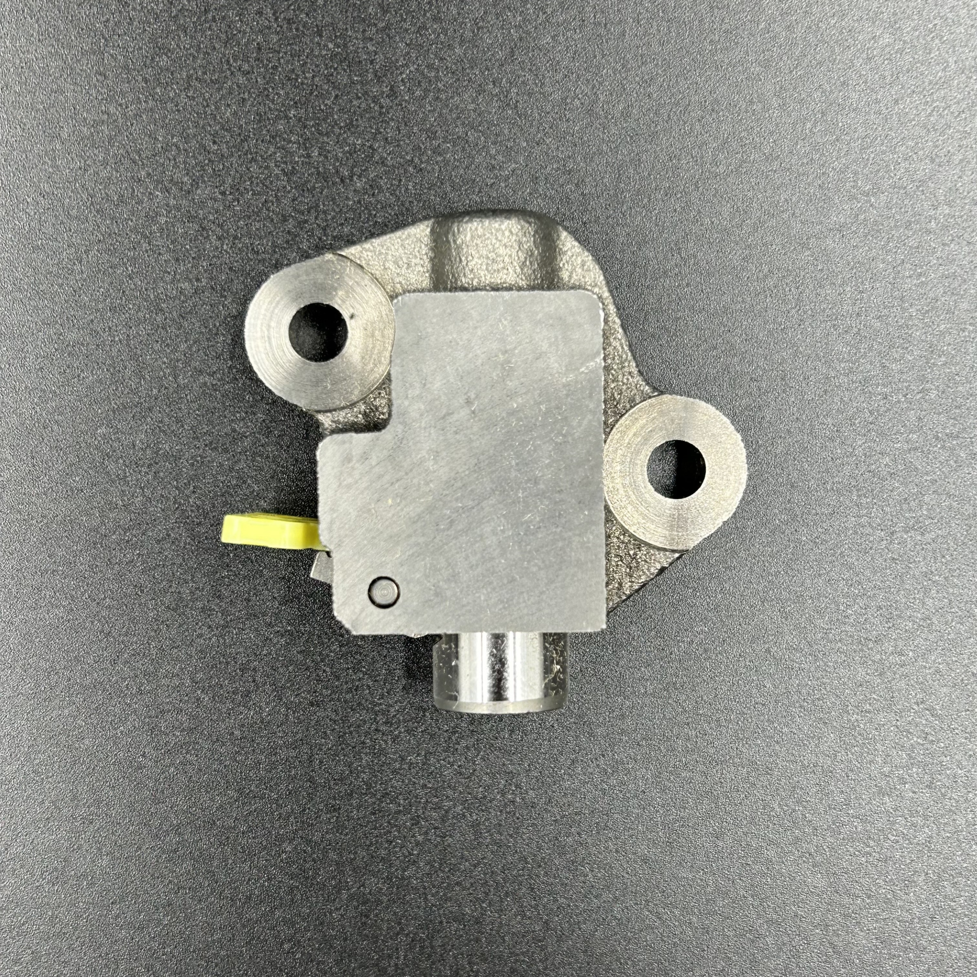 Регулятор натяжения цепи Suzuki DF150-300, DF70-350(A) (Suzuki)