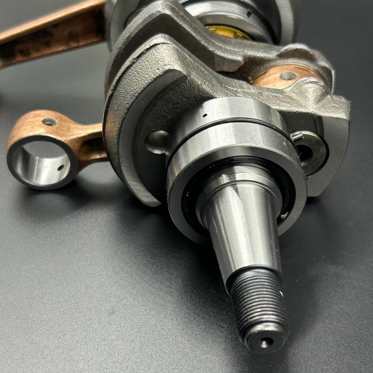 картинка Коленчатый вал Yamaha 25-30 (YUELANG)