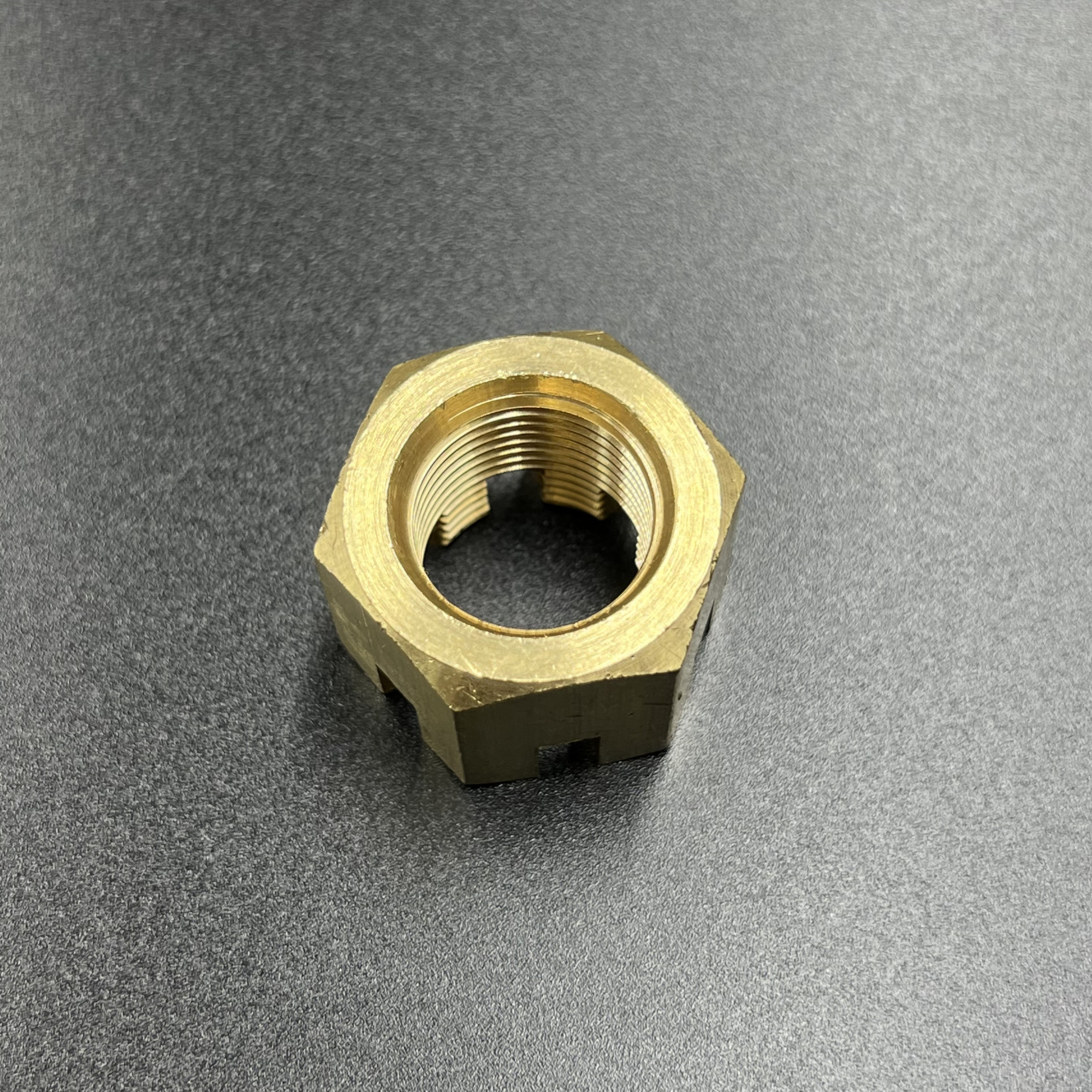 картинка Гайка крепления гребного винта Yamaha 115-250, F75-350 (Kacawa)