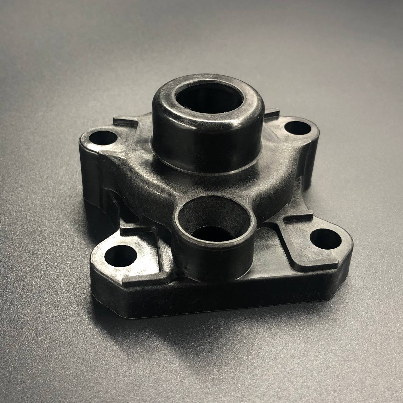 картинка Корпус помпы охлаждения Yamaha 60-70 (PREMARINE)