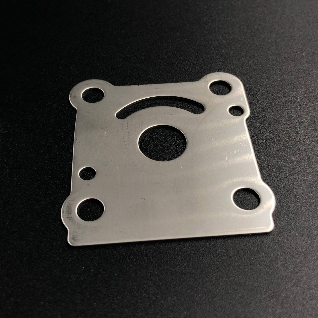 картинка Пластина помпы охлаждения Yamaha 6-8 (PREMARINE)