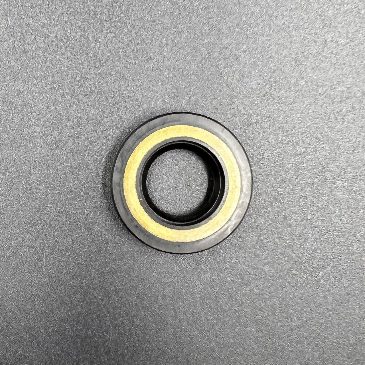 картинка Сальник Yamaha (93101-16001) (16x30x6) (KACAWA)