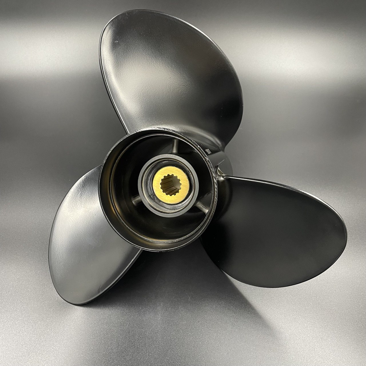 картинка Гребной винт Suzuki DF150-DF300 (3x15x17)