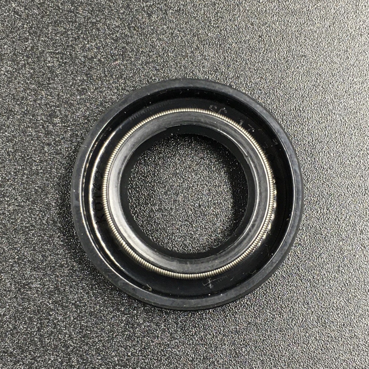 картинка Сальник Yamaha (93101-17054) (17x30x6) (Omax)