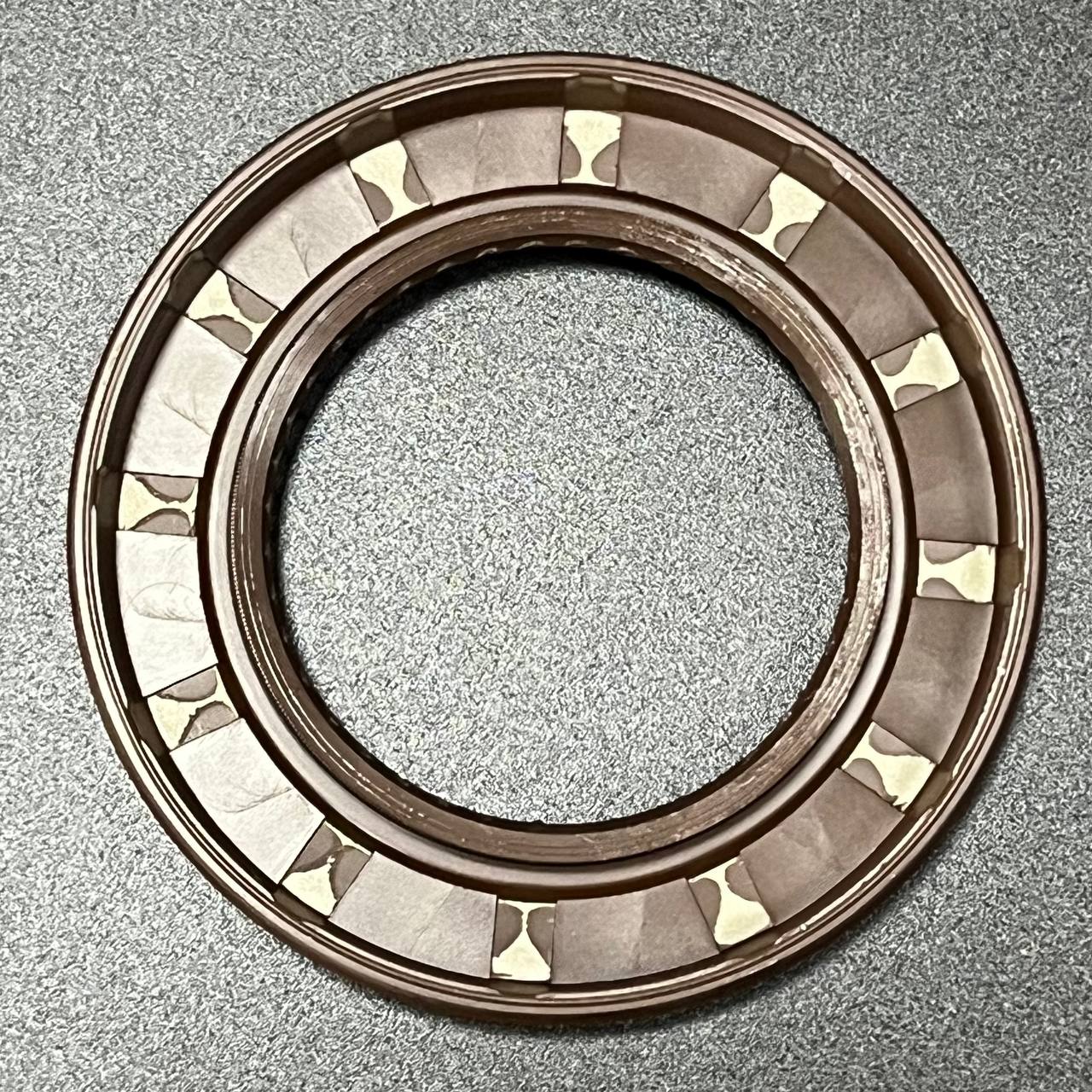 картинка Сальник Honda (91212-ZY3-003) (41x66x8) (Honda)