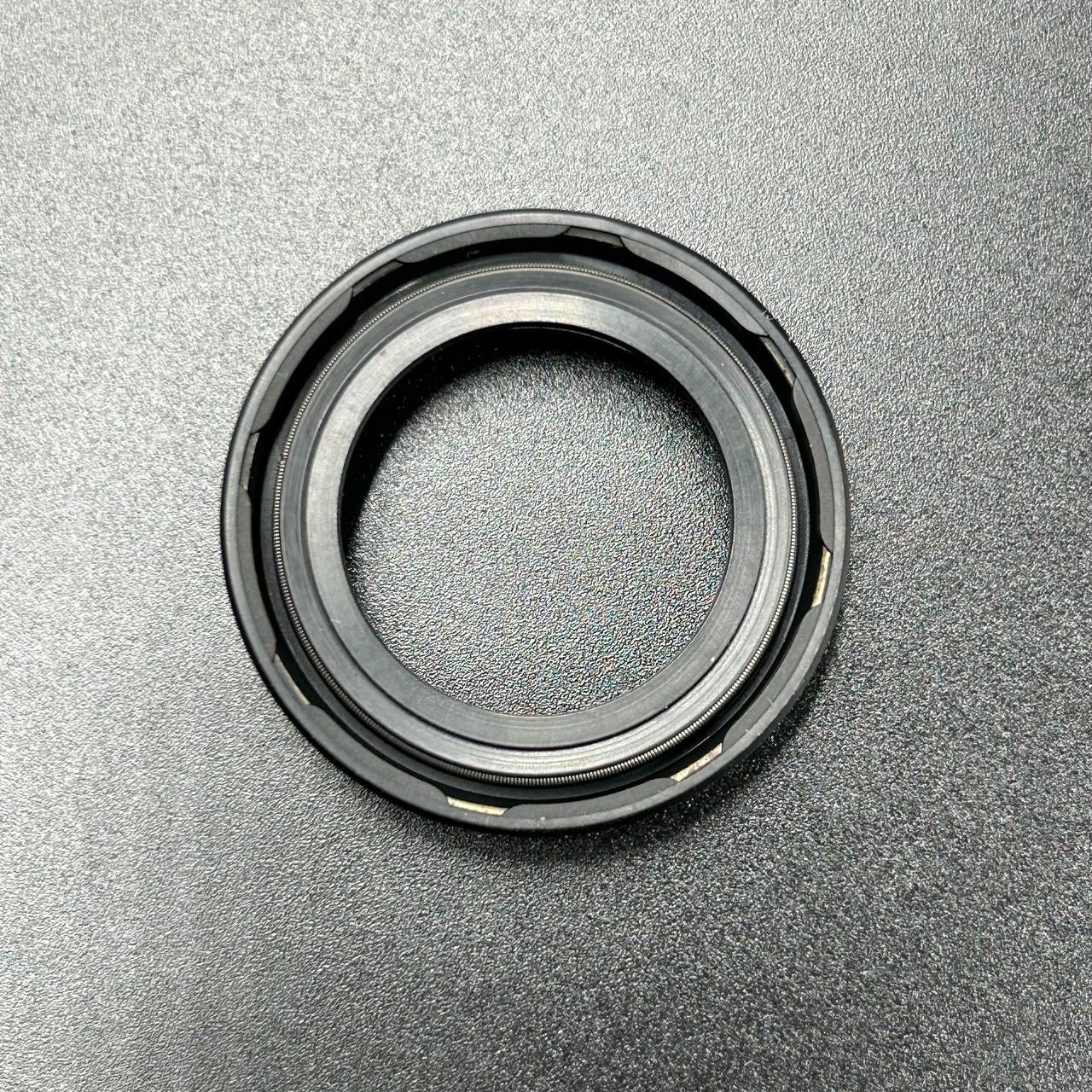 картинка Сальники гребного вала 853807+853808 Volvo Penta DP (Kacawa)