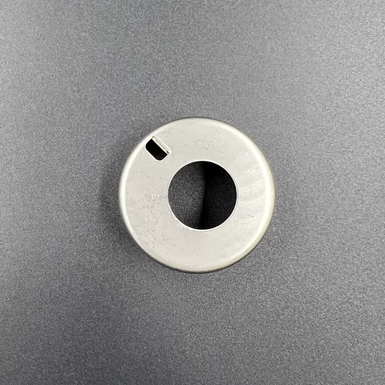 картинка Стакан помпы охлаждения Tohatsu 25-30, M40C (KACAWA)