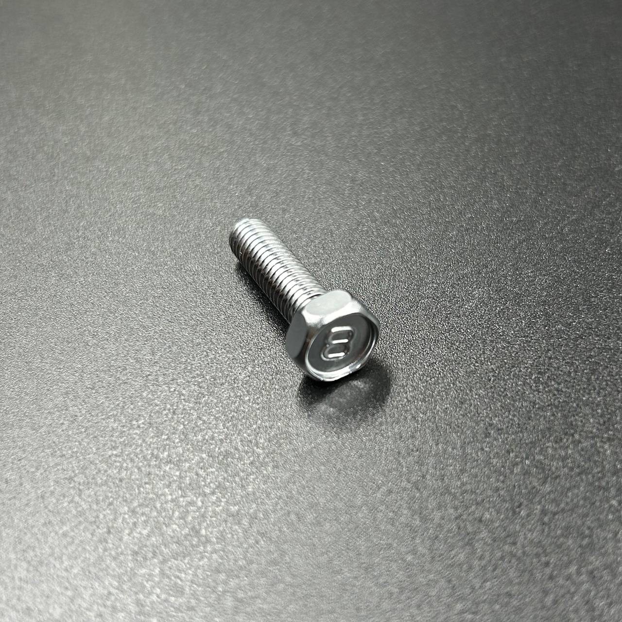 картинка Болт Yamaha (97013-06022) (Yamaha)