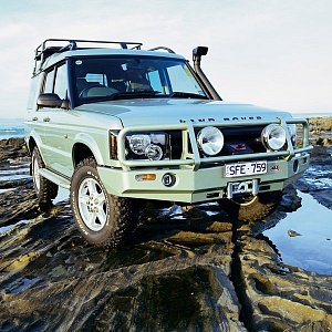 картинка Бампер передний ARB DELUXE Land Rover Discovery II (после 2003 года)