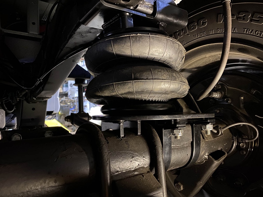 картинка Пневмоподвеска УАЗ Профи на задний мост для стандартной подвески