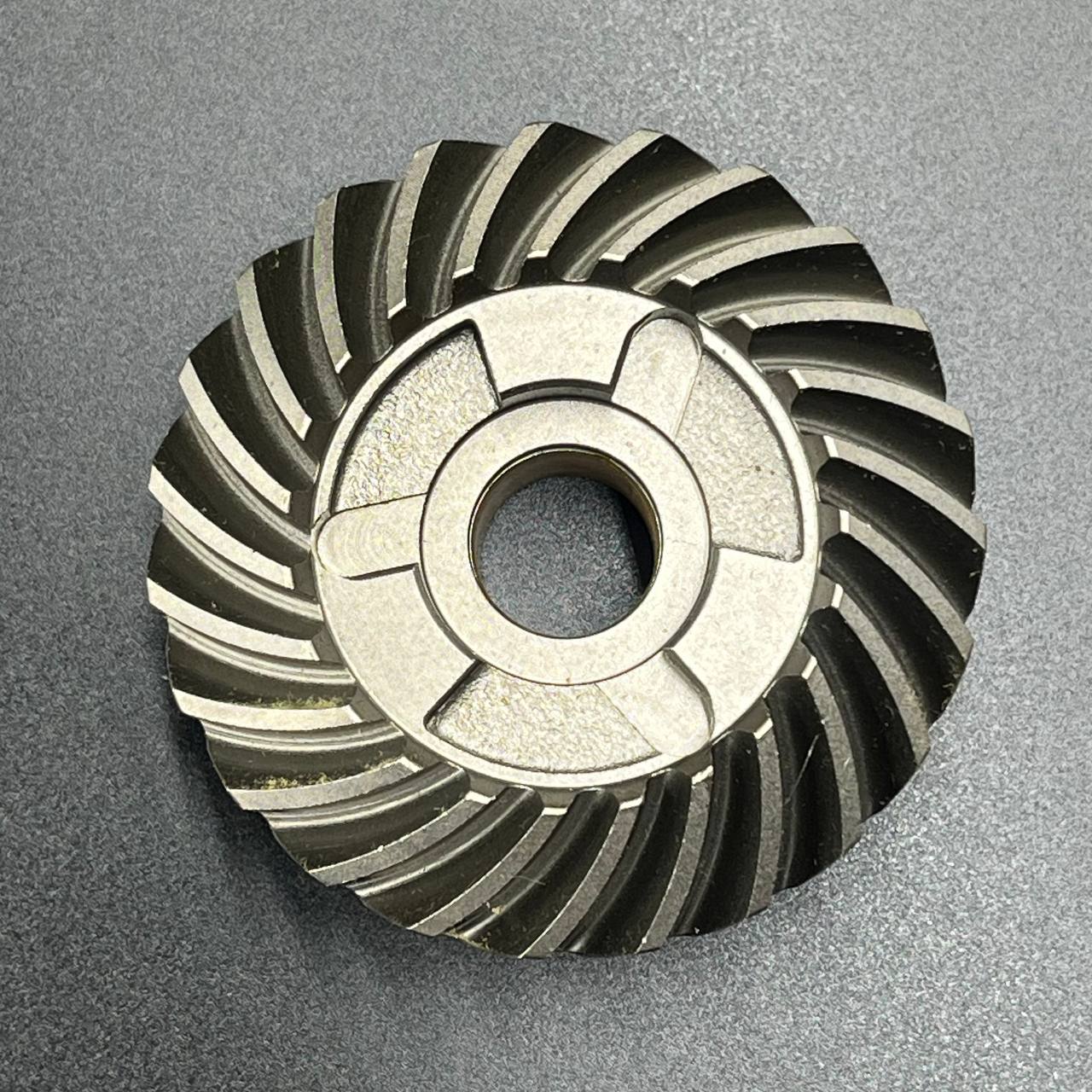 Шестерня переднего хода Suzuki DT20-30, DF25-30 KACAWA