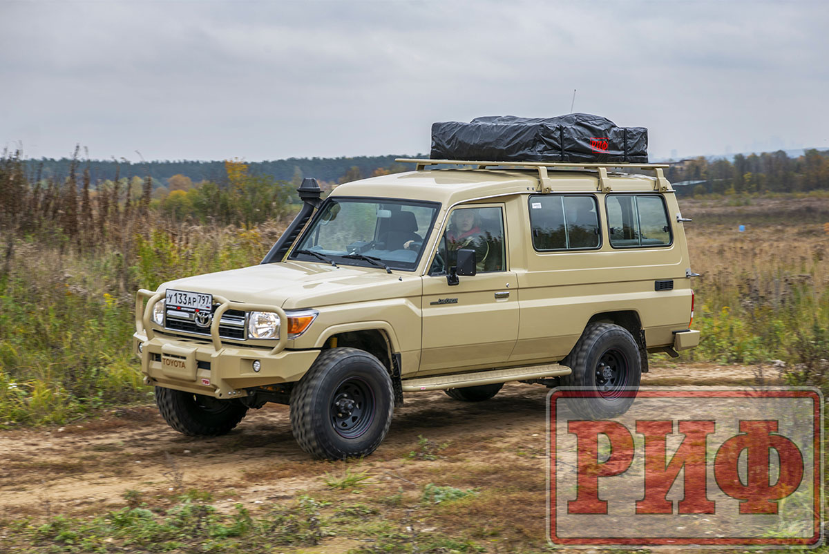 картинка Палатка на крышу автомобиля РИФ Soft RT01-140 усиленная, тент серый