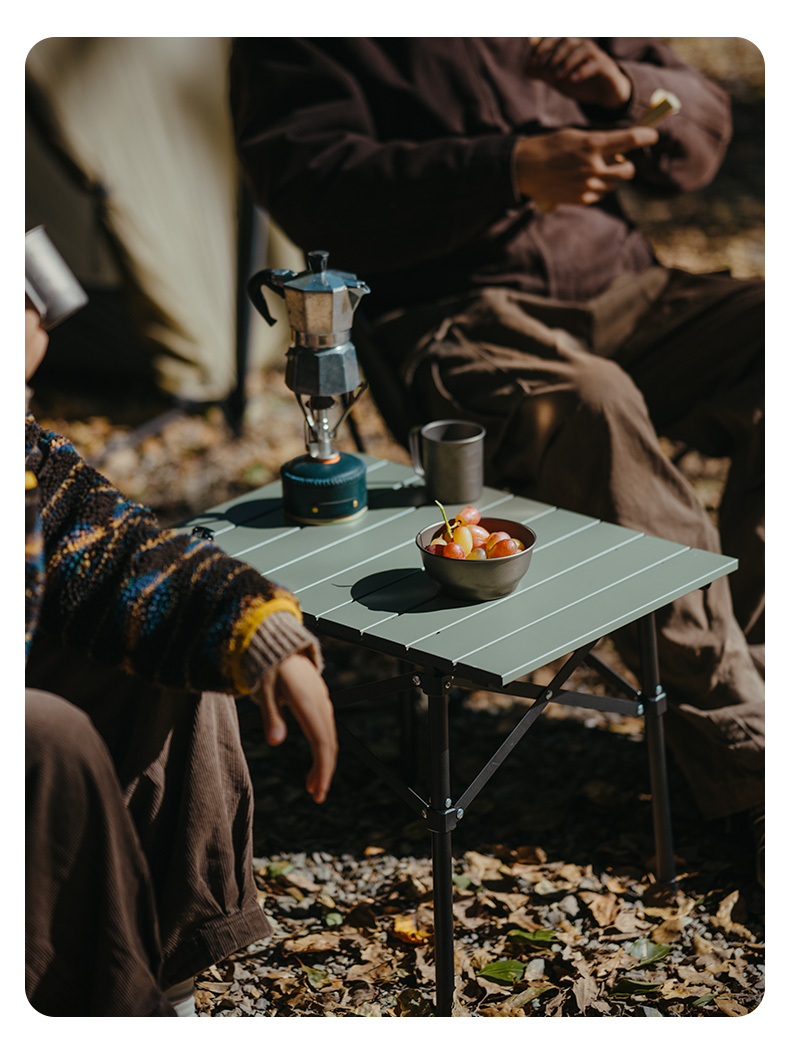 Стол туристический Naturehike Yamami Y01 складной,52х37,5х41 см, серый
