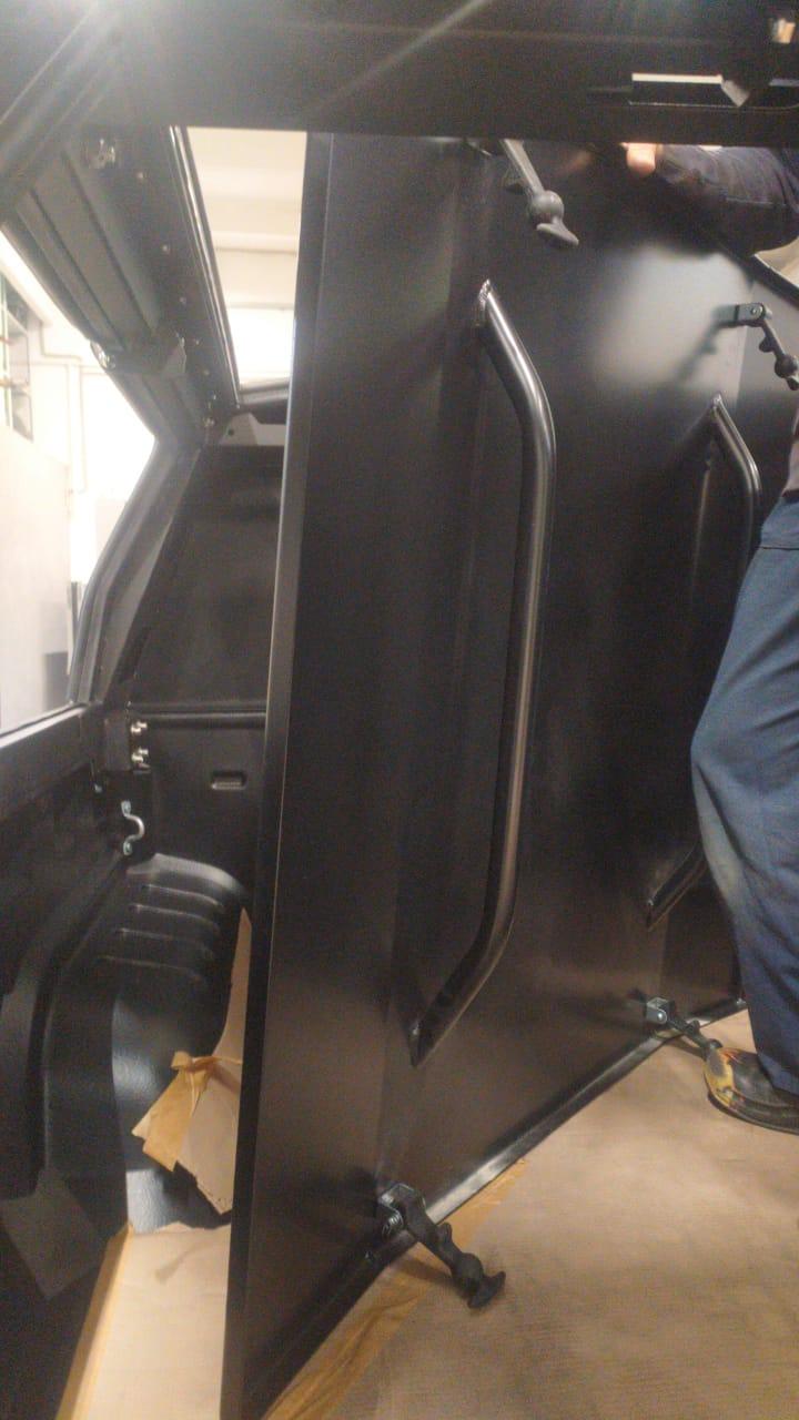 картинка Люк KDT охотничий для кунга, р-ры ориентировочно 1х1.2м