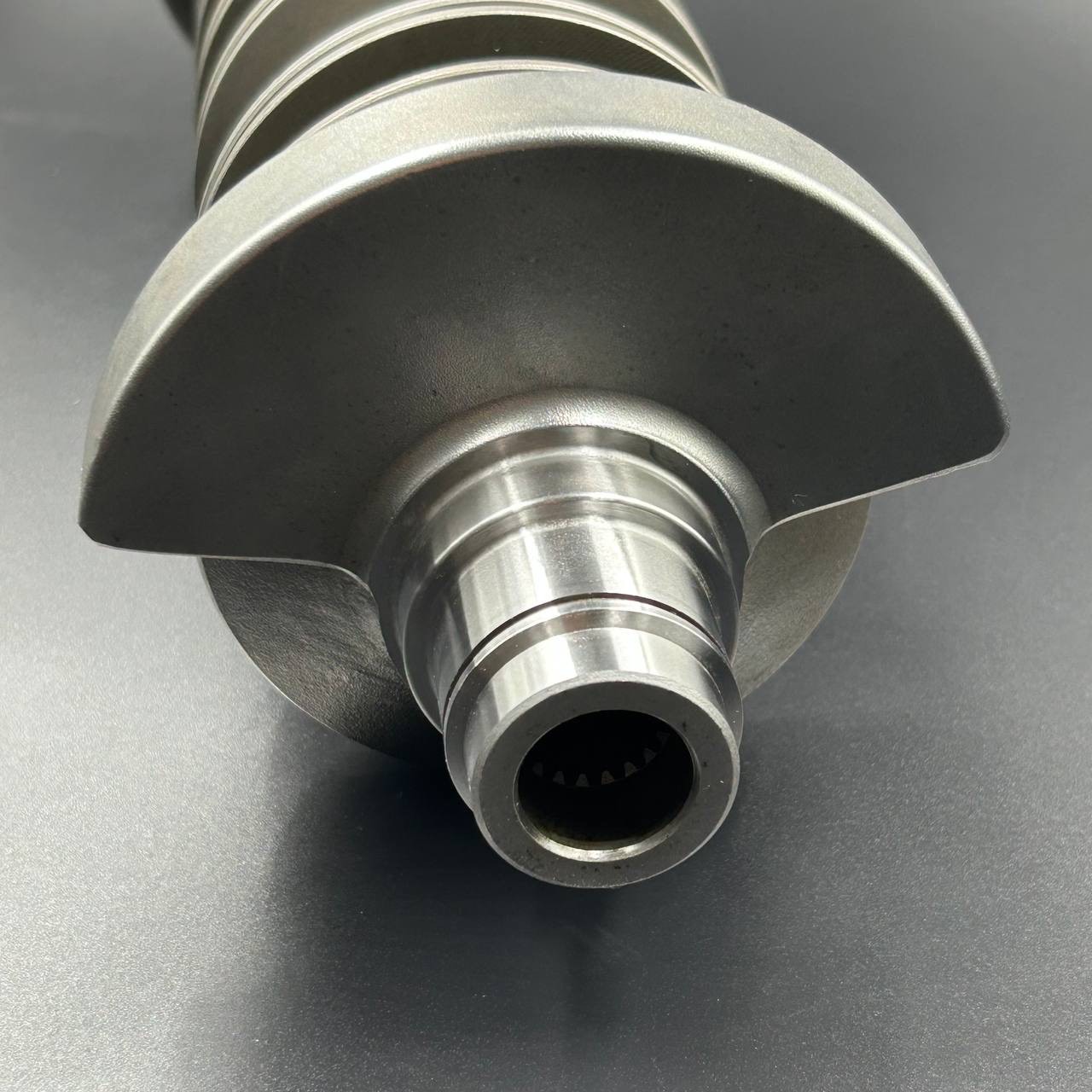 картинка Коленчатый вал Yamaha 150-225 (конус под маховик 23х30) (Osaka)