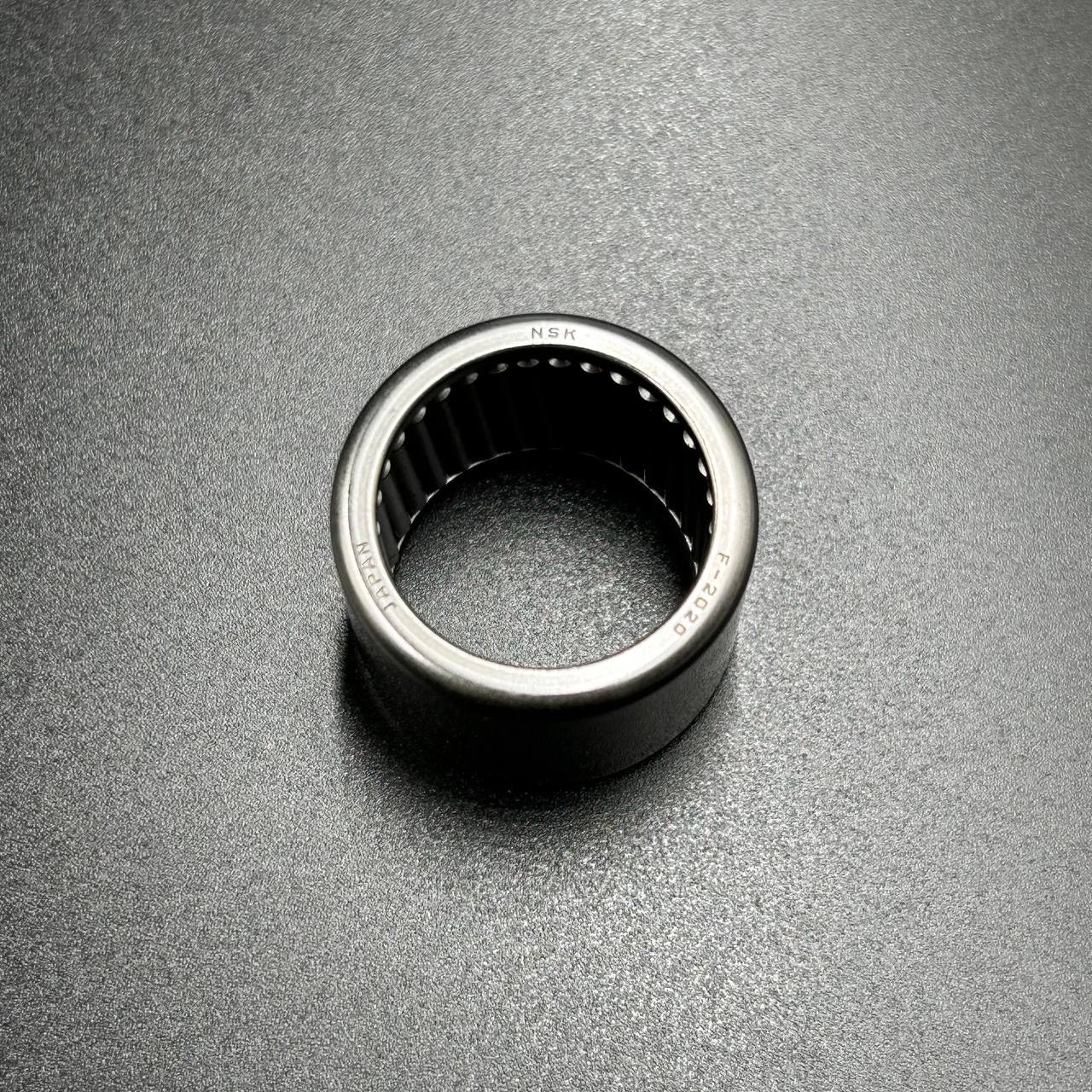 картинка Подшипник игольчатый Suzuki DT20-30, DF25-30 (20x26x20) (Kacawa)
