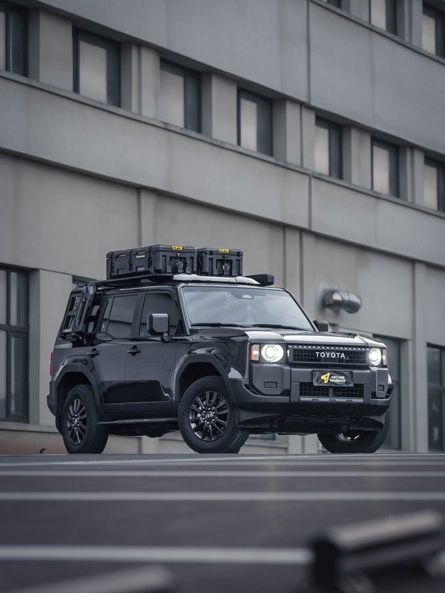 картинка Боковая лестница CROSSING Ladder для Toyota Prado 250/Lexus GX550 2024 (Без заводских рейлингов)
