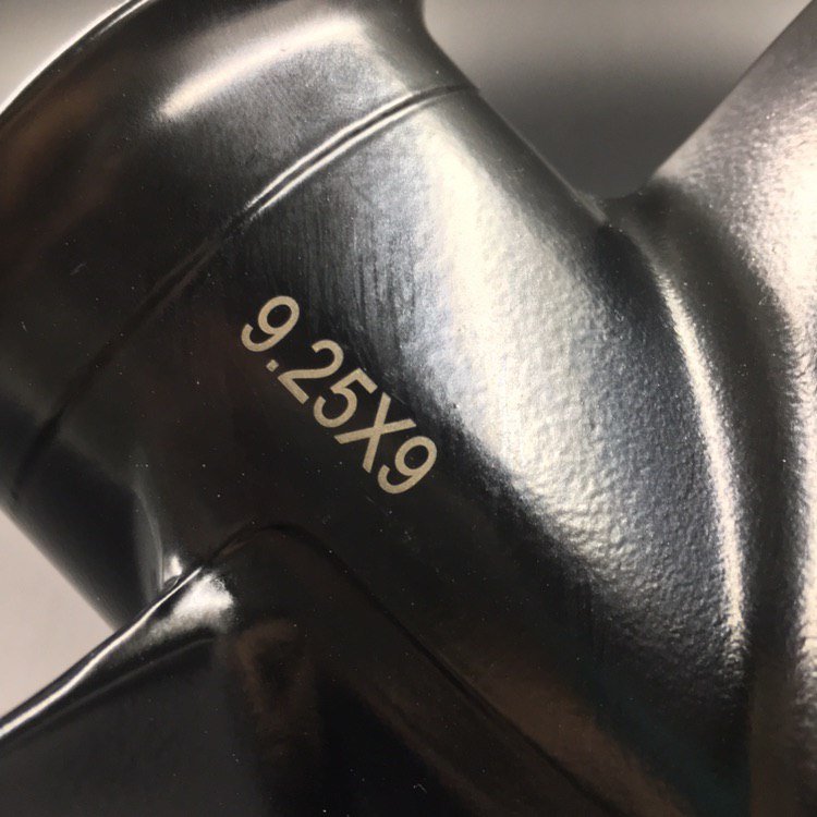 картинка Гребной винт Tohatsu 9.9-18 (3x9.25x9)
