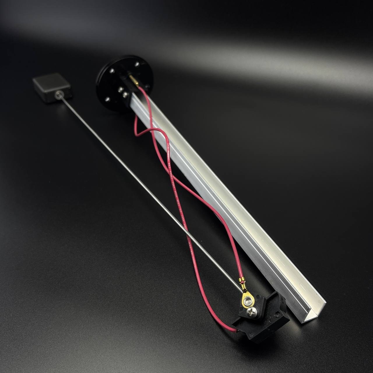 картинка Датчик уровня топлива SENDER-FUEL TANK (Quicksilver)