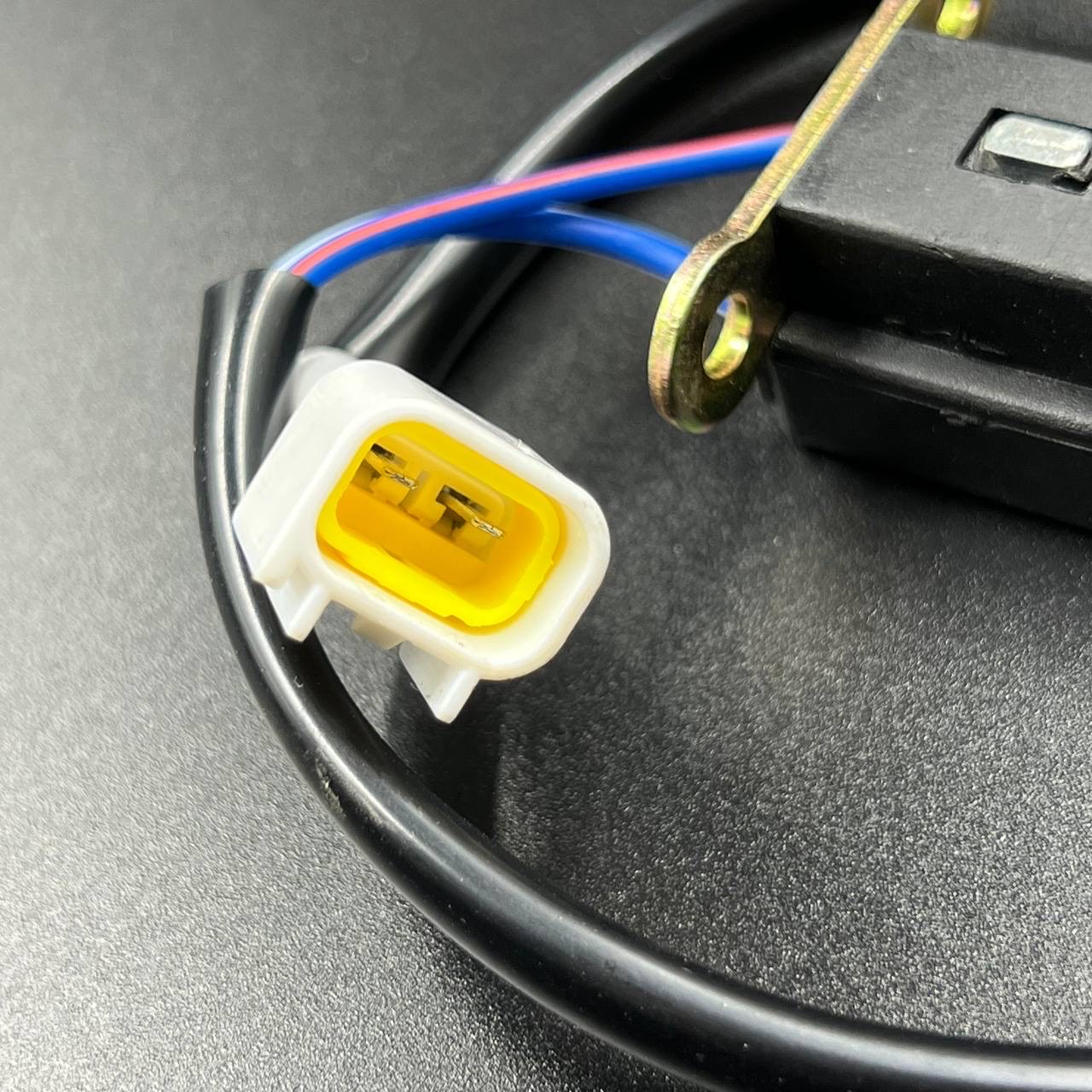 картинка Датчик положения коленвала Yamaha 60-90 (PREMARINE)