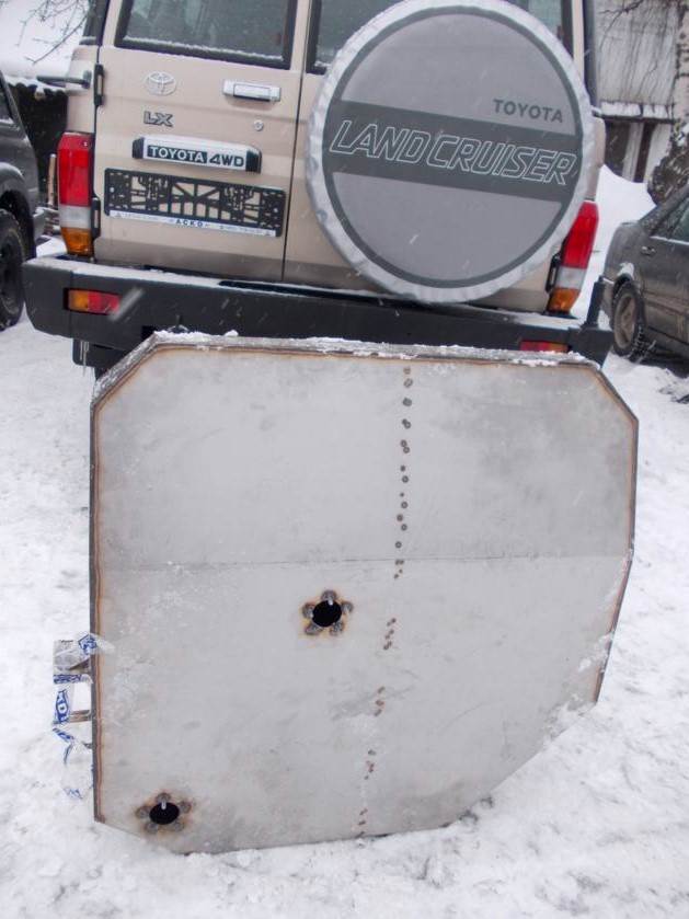 картинка Бак топливный KDT 160л вместо штатного для Toyota Land Cruiser 76/78, увеличенной емкости из нержаве