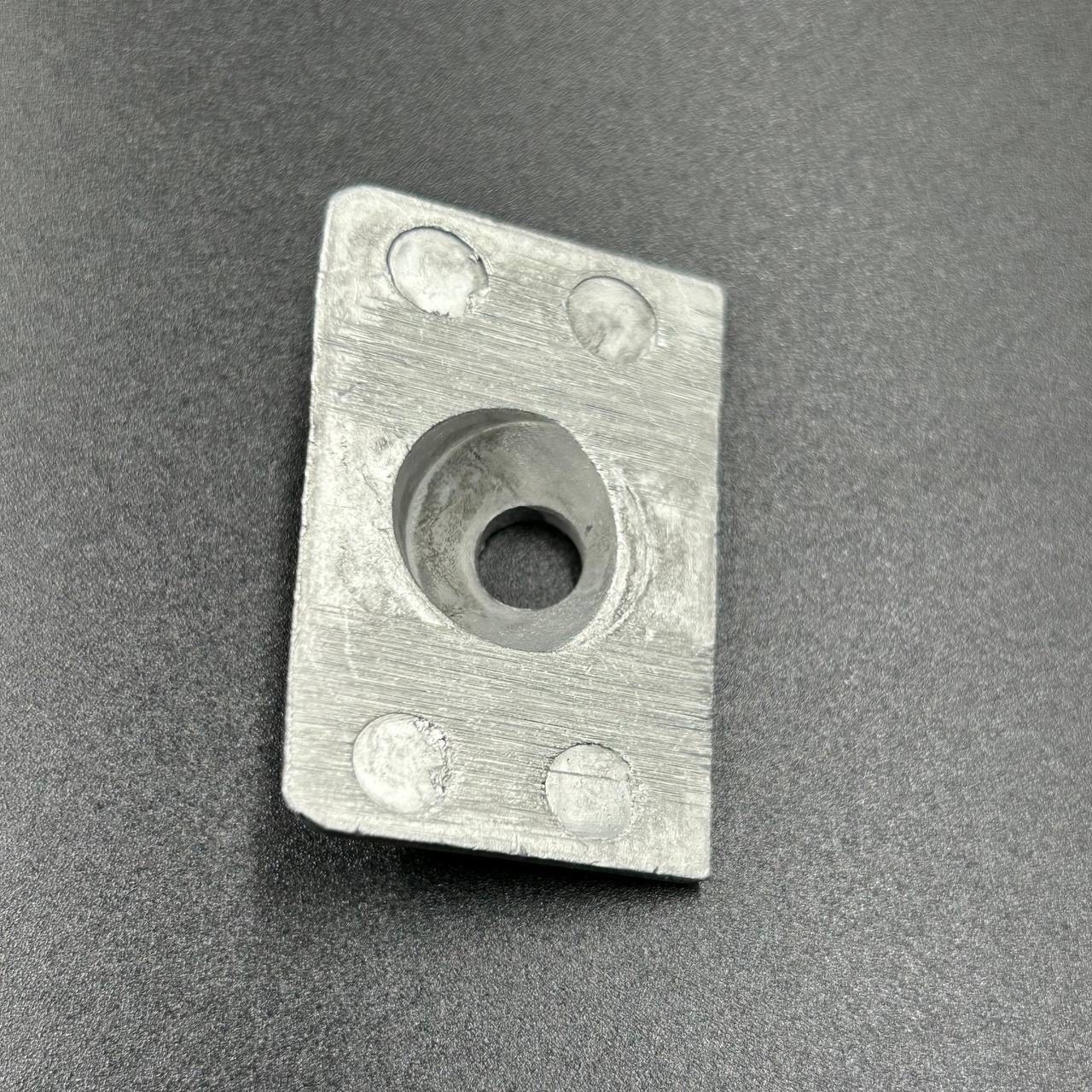 картинка Анод Mercury/Mercruiser (Алюминиевый) (42121Q02) (Quicksilver)