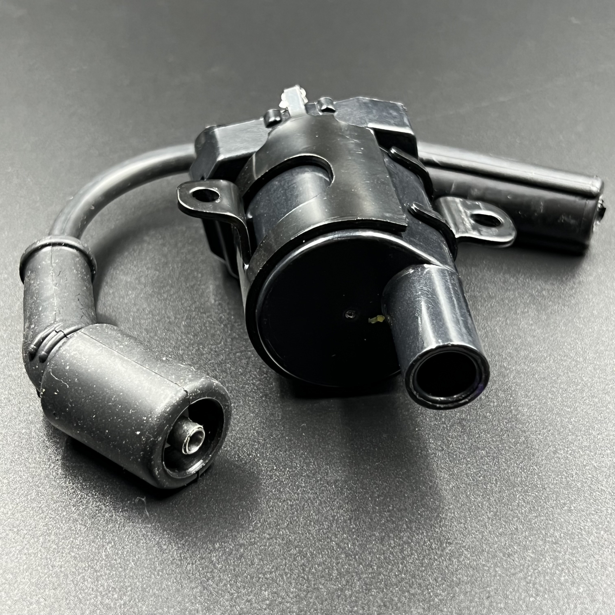 картинка Катушка зажигания Mercury 30-60 4 такт. EFI (Kacawa)