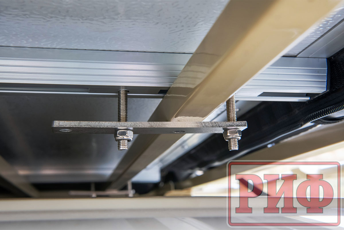 картинка Палатка на крышу автомобиля РИФ Soft RT01-140 усиленная, тент серый