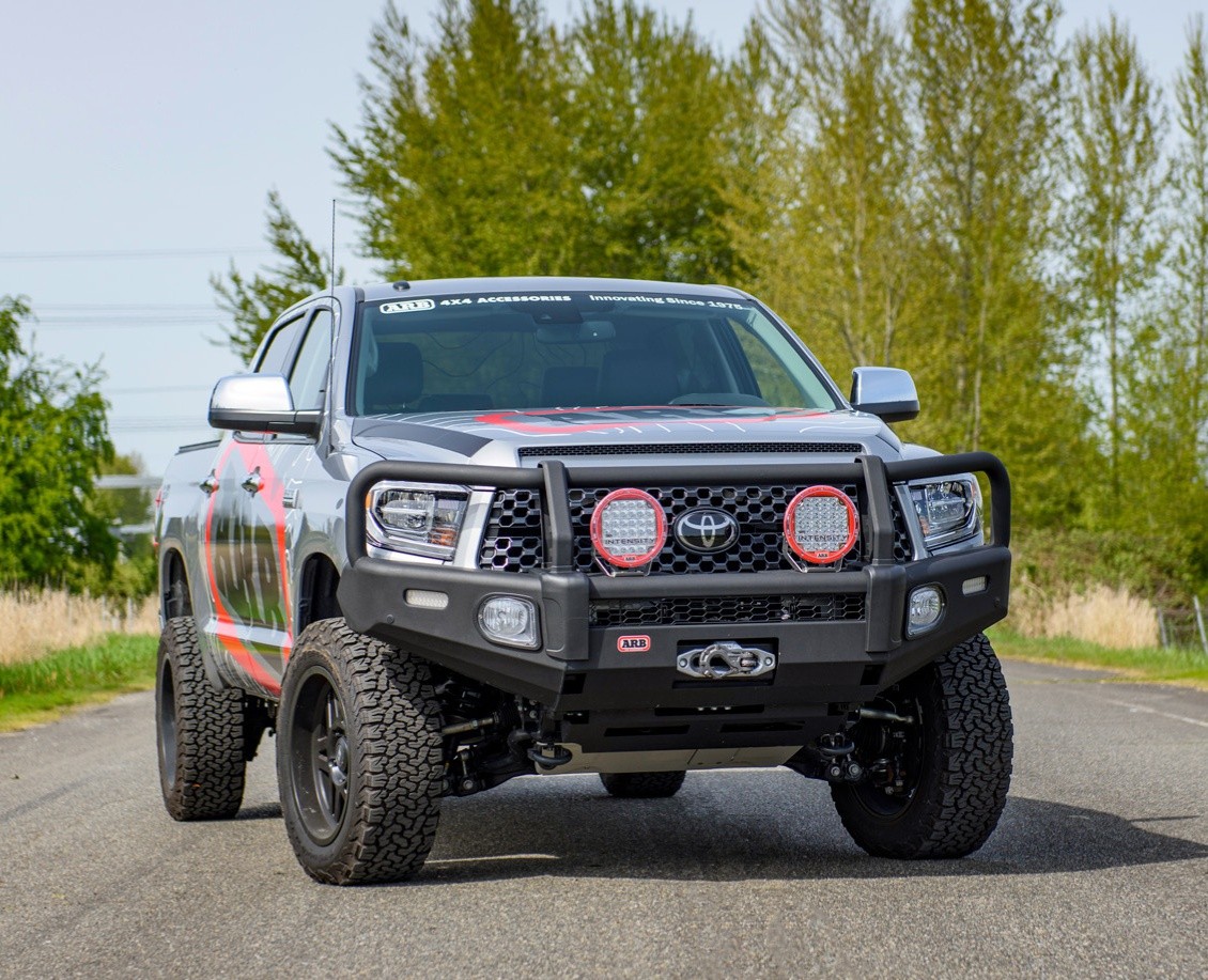картинка Бампер передний ARB Summit для Toyota Tundra 2014-