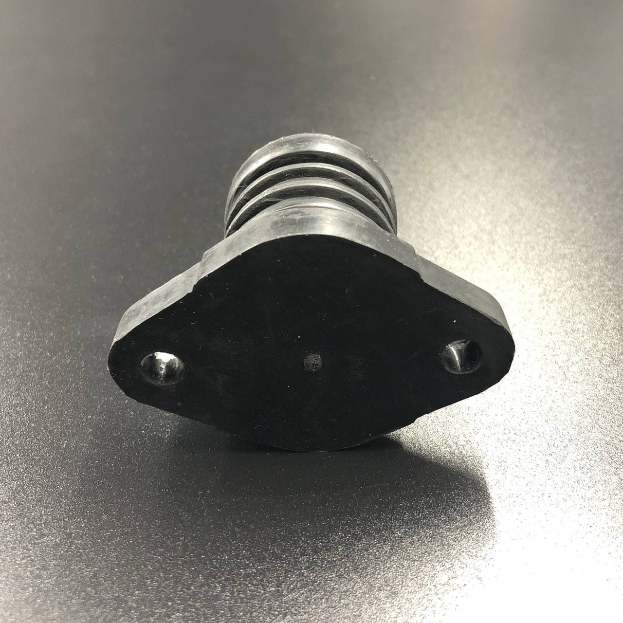 картинка Демпфер опорный резиновый Yamaha 20-30 (Верхний) (Omax)