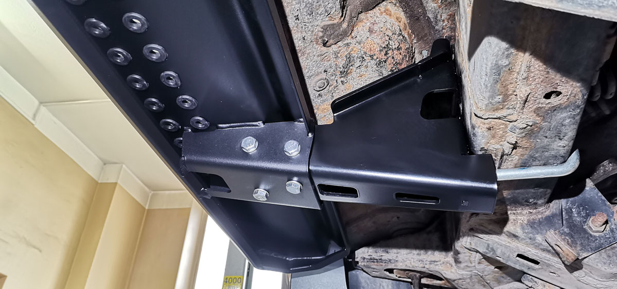 картинка Пороги РИФ силовые Toyota Land Cruiser Prado 120