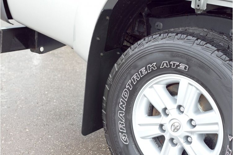 картинка Брызговики (ПНД - полиэтилен) компл. - 4 шт.  Toyota Hilux 2011-2013