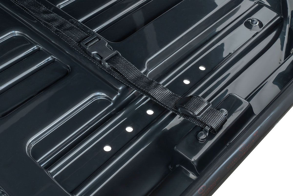 картинка Бокс автомобильный на крышу Pentair CARAVAN 600L белый глянец, двусторонний