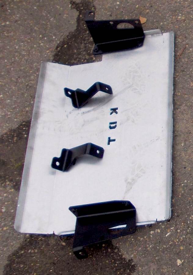 картинка Защита рулевых тяг KDT Toyota Land Cruiser 76/78