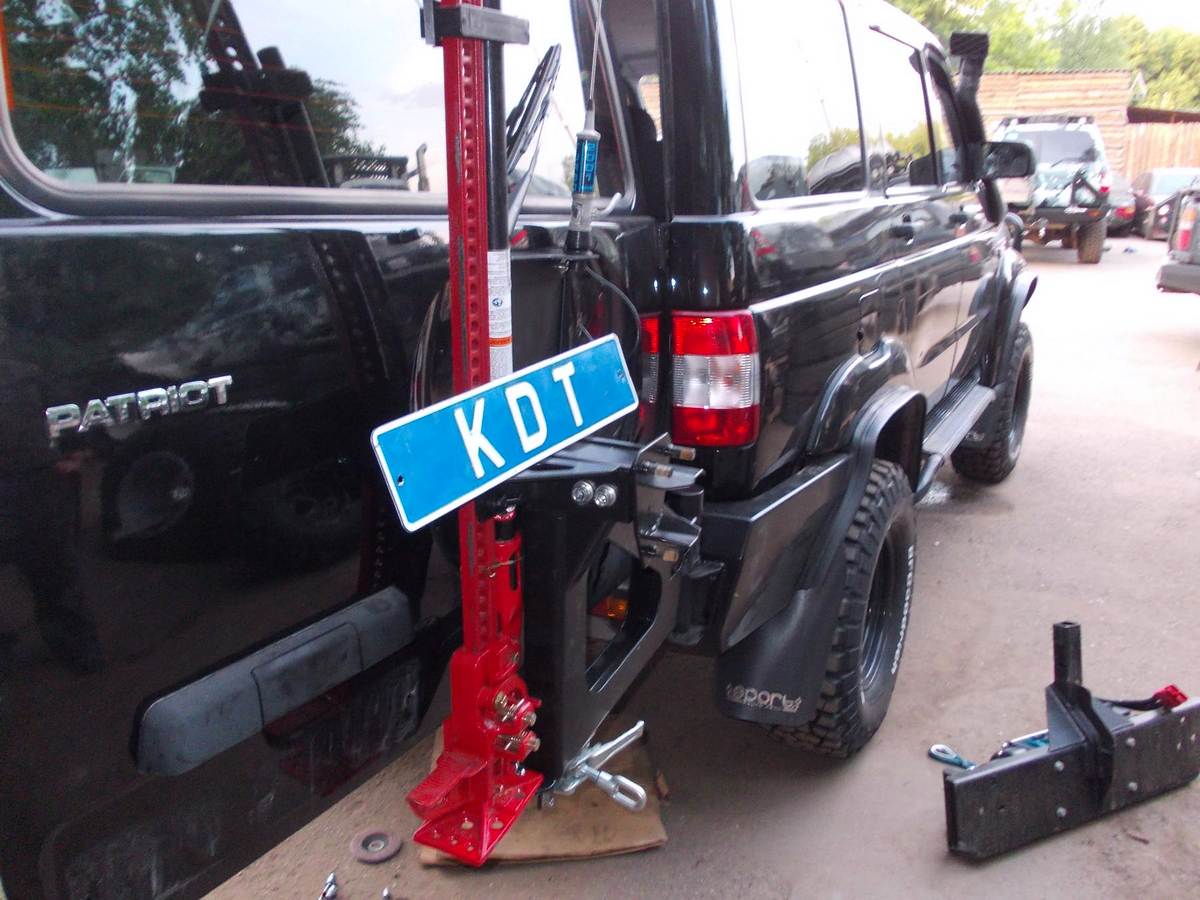 картинка Задний силовой бампер - УАЗ Патриот арт.06021