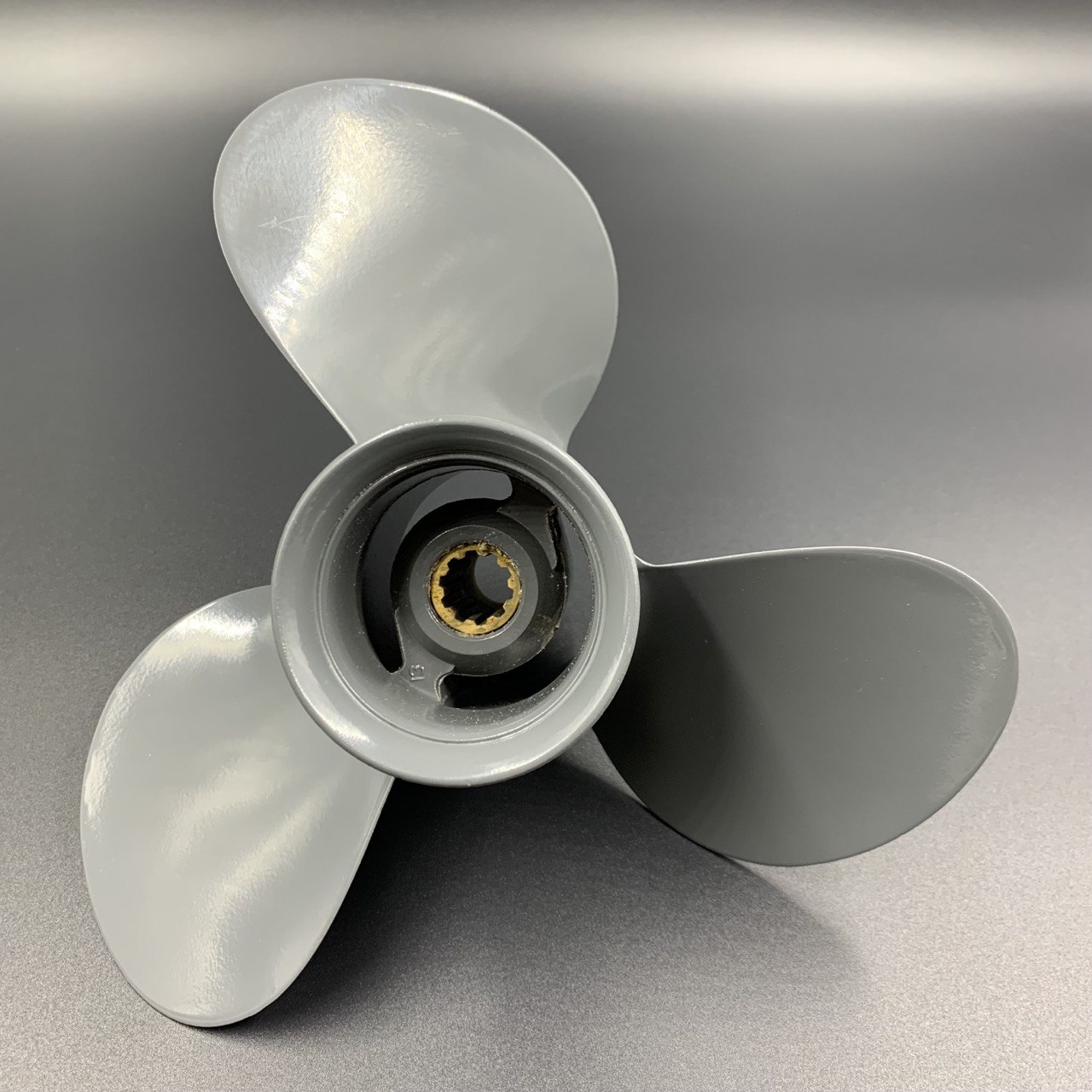картинка Гребной винт Honda (Yamaha!!!) BF25-BF30 (3x9-7/8x13) (YHS)