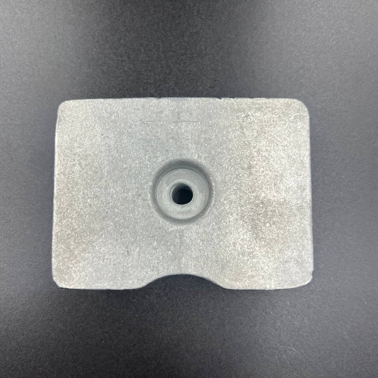 картинка Анод редуктора Yamaha 9.9-30, F8-F25 (Цинковый) (PWB)