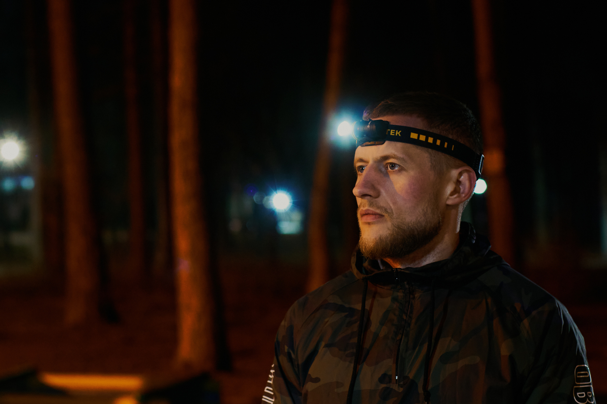 картинка Фонарь Armytek Elf C1 Micro-USB Белый