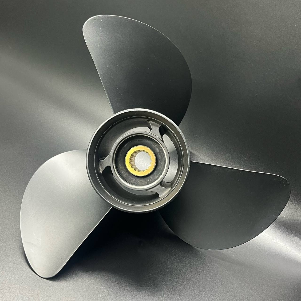 Гребной винт Suzuki DF90-140, DF70A-140A, DF100B (3x13x19) YHS