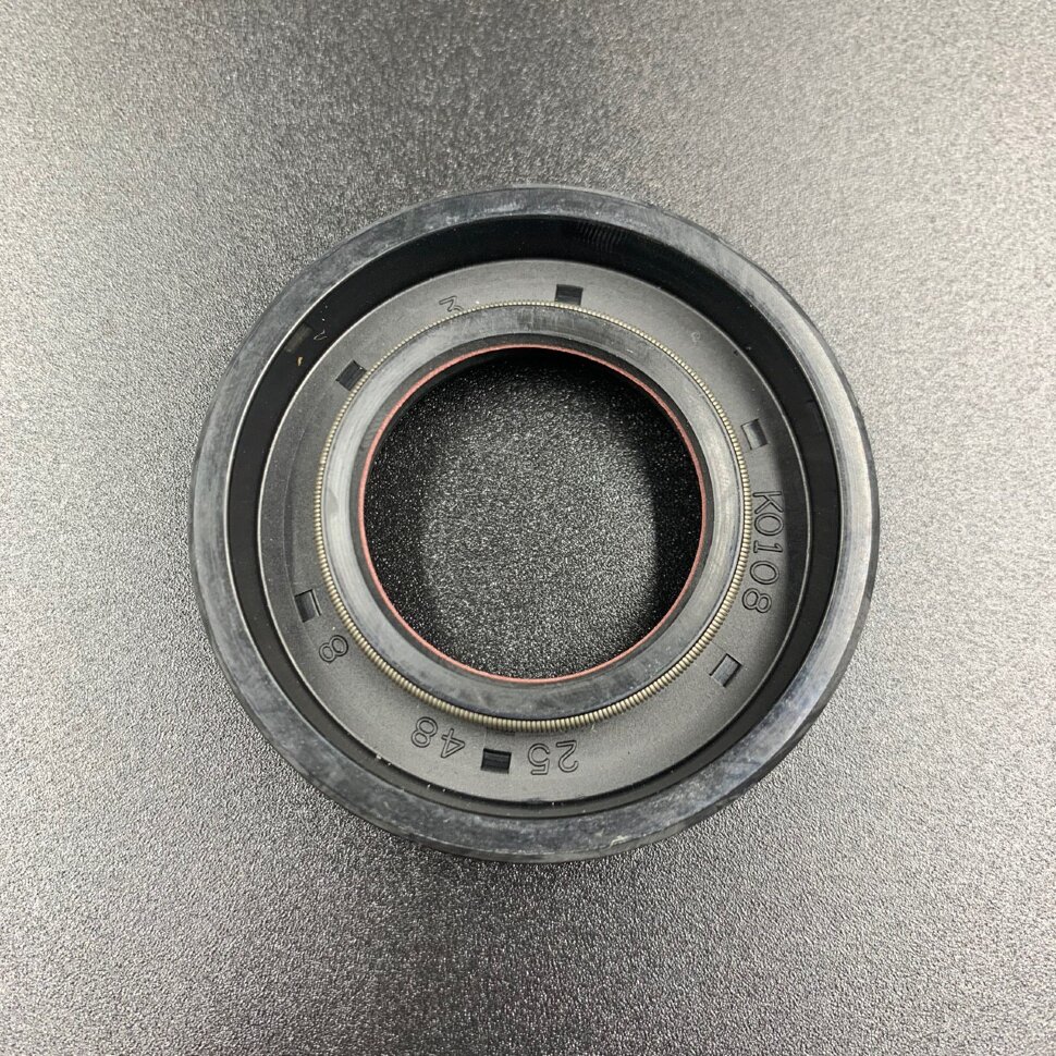 картинка Сальник Yamaha (93102-25008; 93102-25M28) (25x48x8) (Omax)