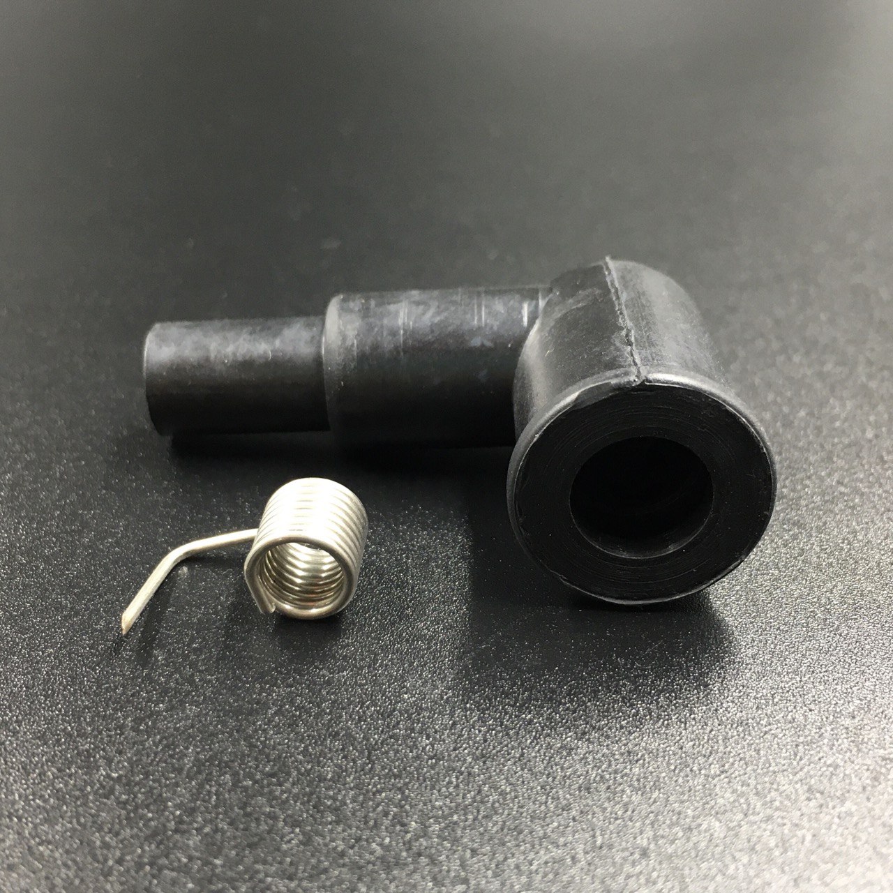 картинка Свечной колпачок Yamaha 2-250 (Omax)