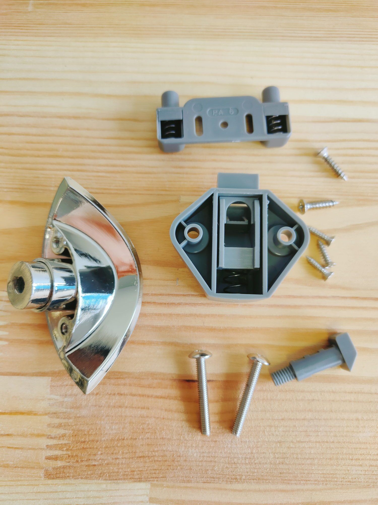 картинка Кнопка-замок мебельный BL03-SN (глянцевый)